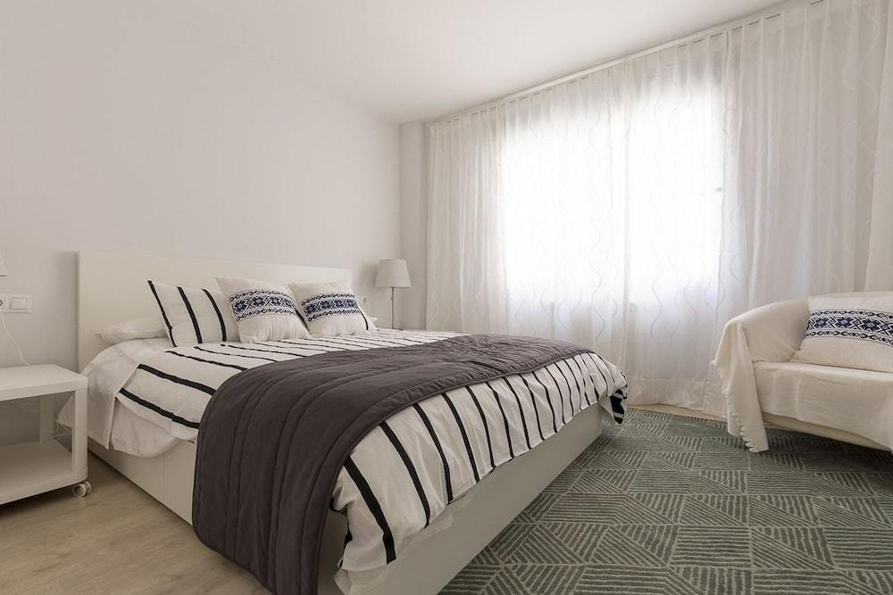 Ferienwohnung Iloftmalaga Reding Exterior foto